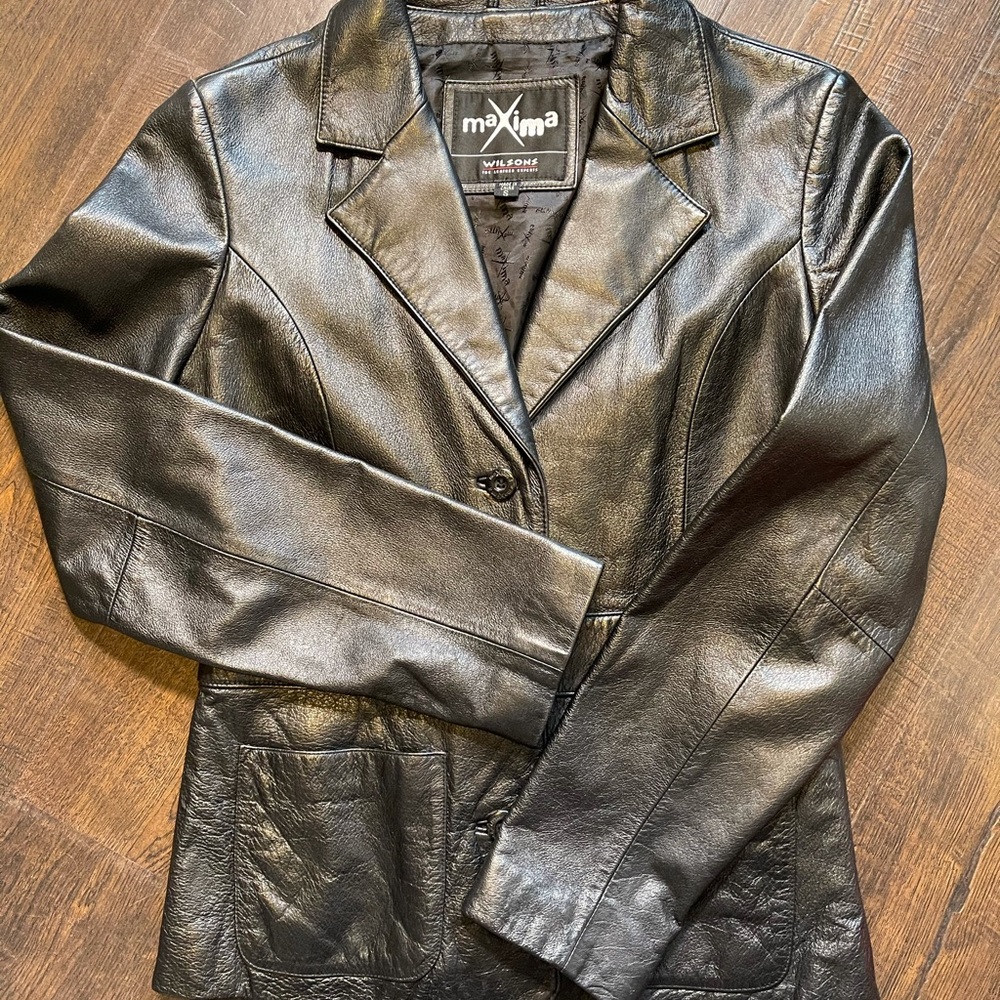 Women’s Leather Jacket